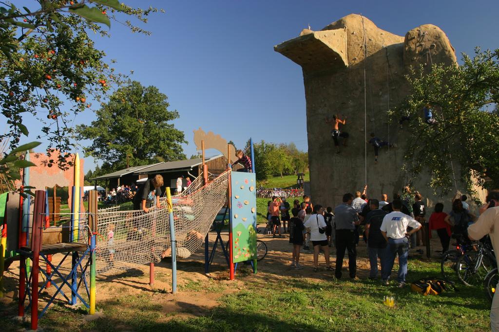 Turisticka Ubytovna Cakle Ústí nad Orlicí Exteriör bild